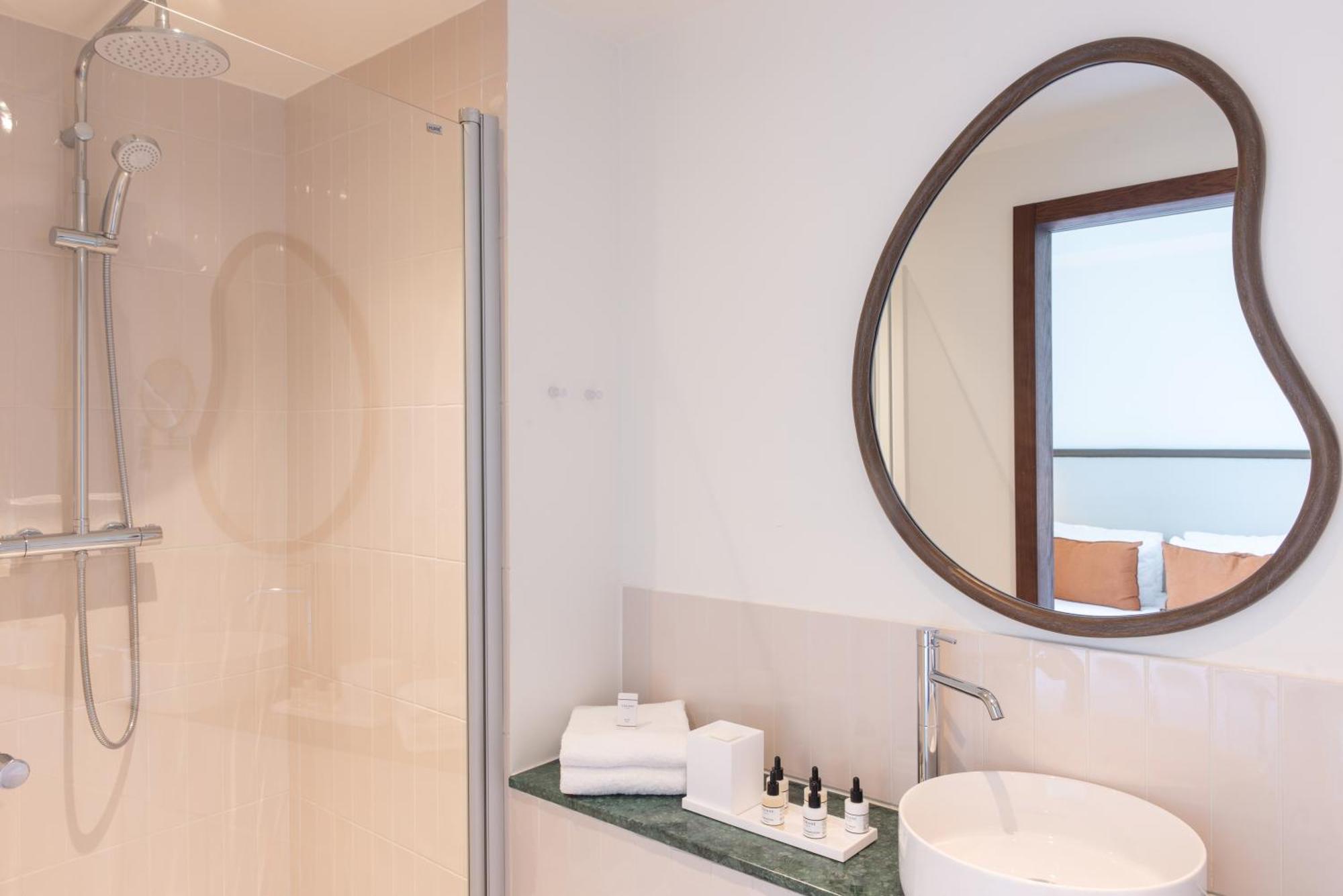 Le Lampika Hotel Paris Phòng bức ảnh